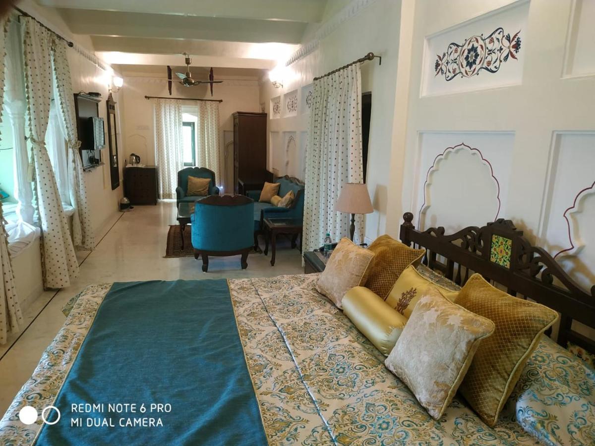 Mpt Sheesh Mahal, Orchha Ξενοδοχείο Εξωτερικό φωτογραφία