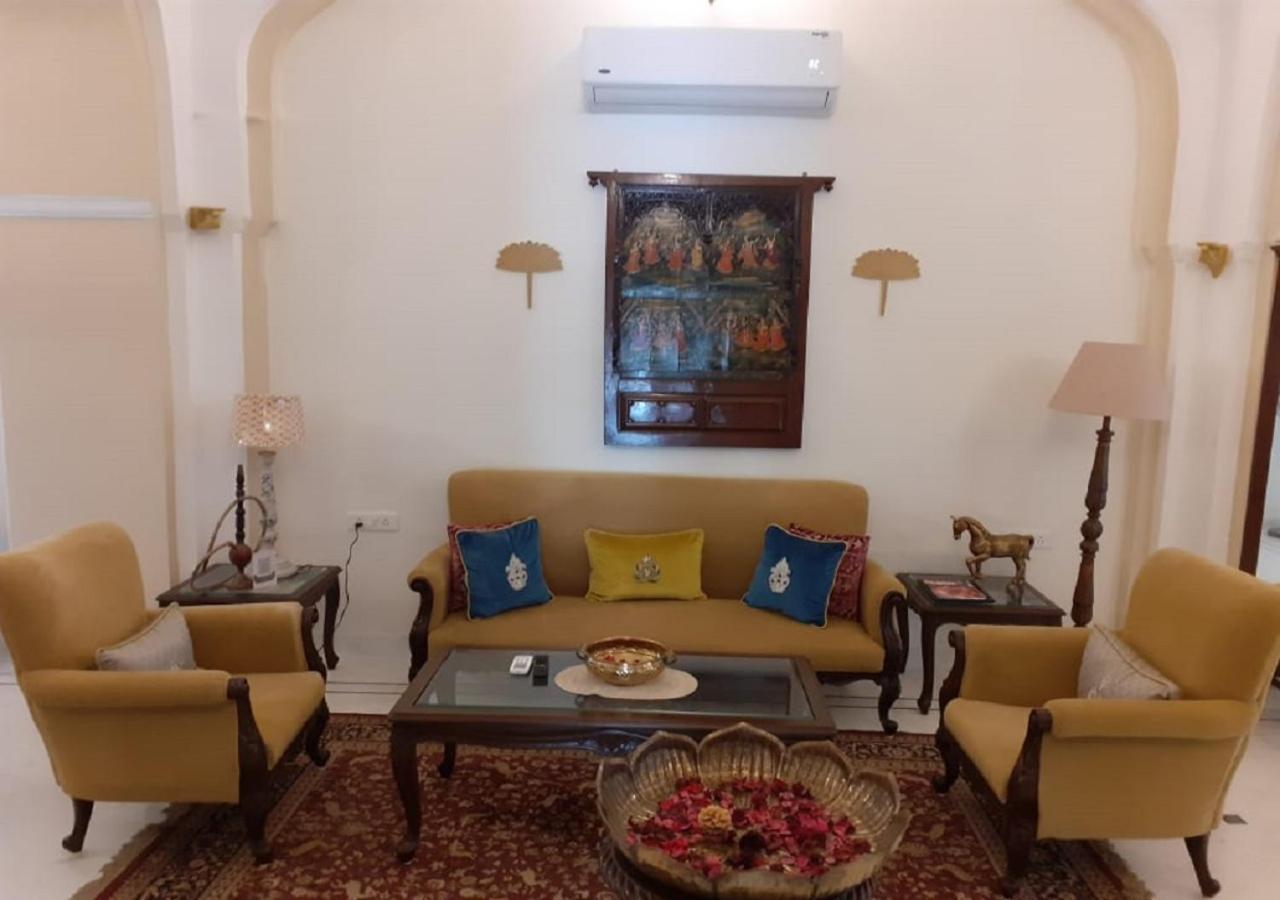 Mpt Sheesh Mahal, Orchha Ξενοδοχείο Εξωτερικό φωτογραφία